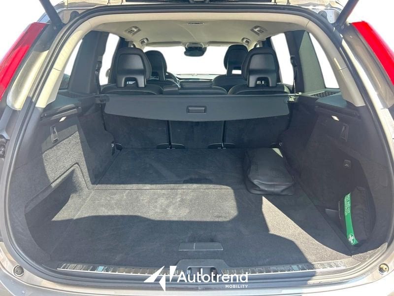 Volvo XC90  B5 235+14 CV AWD Automatica Mild Hybrid Diesel Inscription