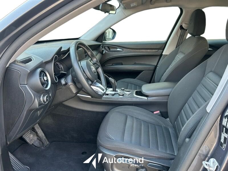 Alfa Romeo Stelvio  2.2 Turbo Diesel 190 CV Q4 Automatica AT8 Business