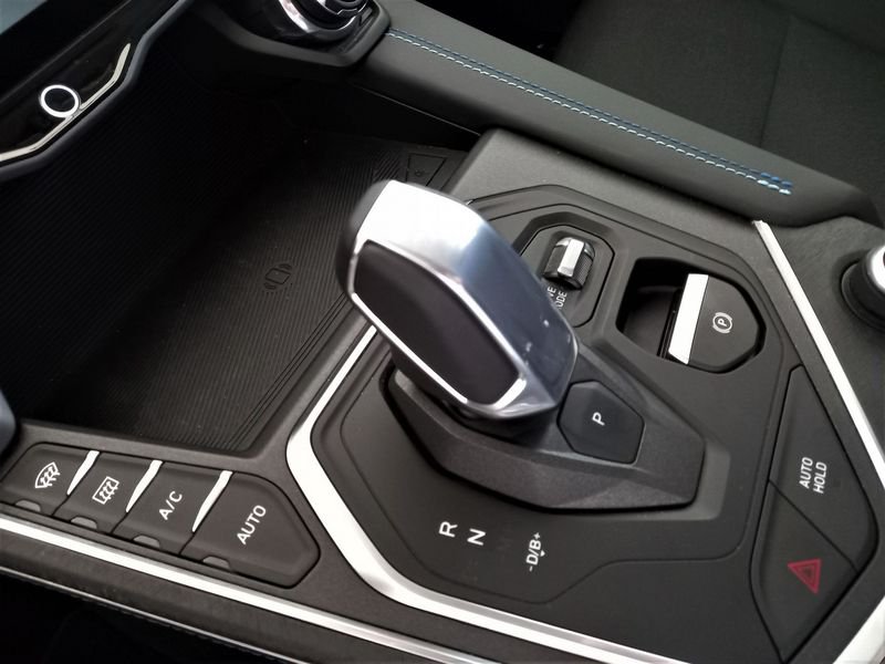 Lynk & Co 01  MY22 PHEV 1.5 Plug-In Hybrid 261 CV Automatica NAVI TETTO LED