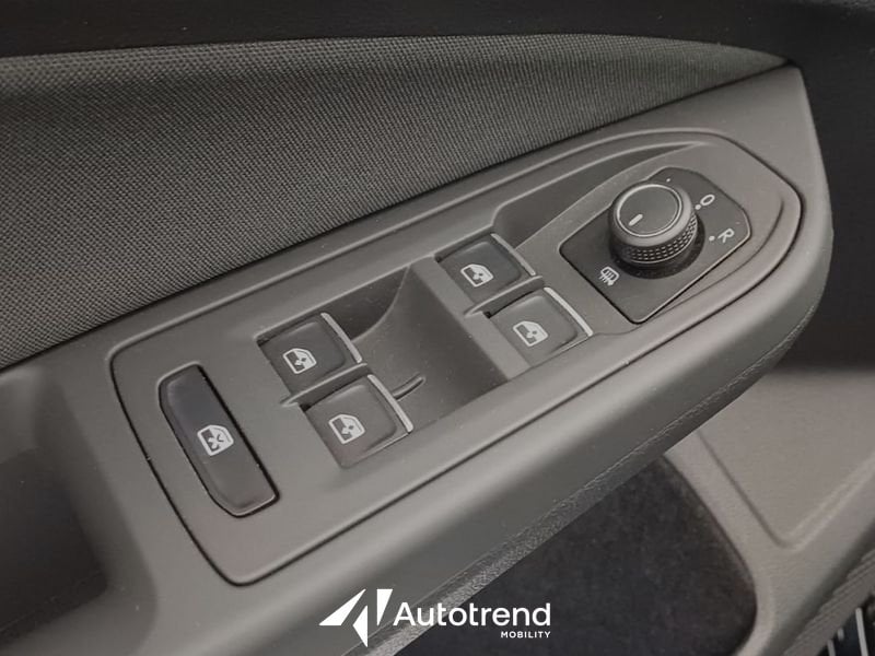 Volkswagen Golf  2.0 TDI 115 CV Automatica DSG NAVI LED SCR Life