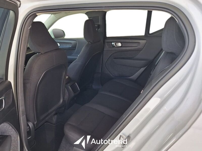 Volvo XC40  T2 129 CV Automatico Core N1 Autocarro