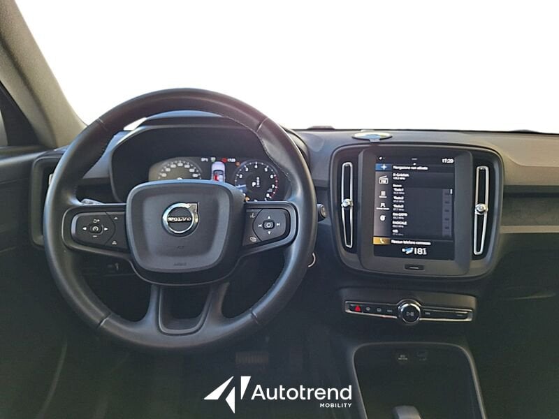 Volvo XC40  T2 129 CV Automatico Core N1 Autocarro
