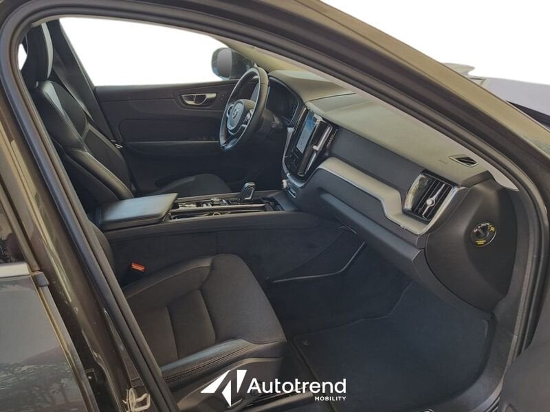 Volvo XC60  B4 197+14 CV AWD Automatica Business Plus