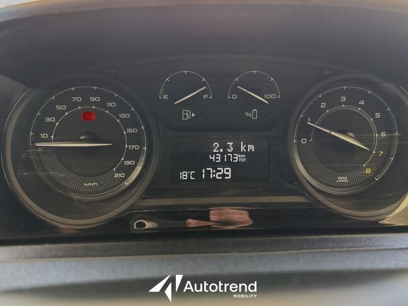 Lancia Ypsilon  1.0 FirefFly 70 CV Hybrid Oro S&S