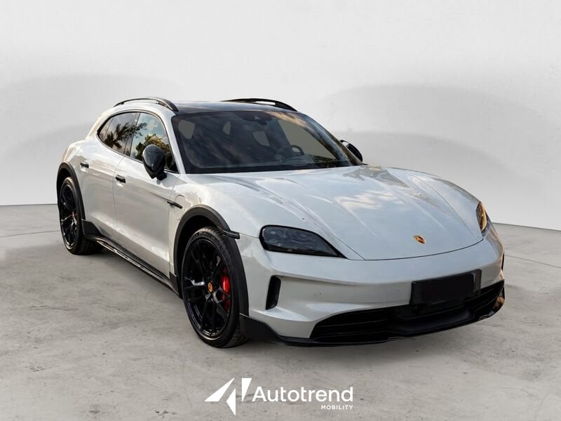 Porsche Taycan  Cross Turismo 4S 598 CV 5 Posti in Conto Vendita