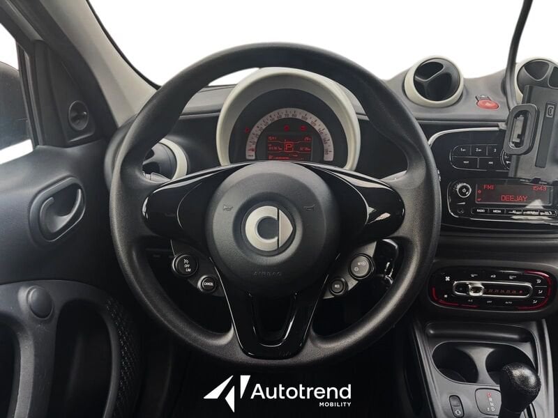 smart forFour  1.0 71 CV Twinamic Automatica Youngster