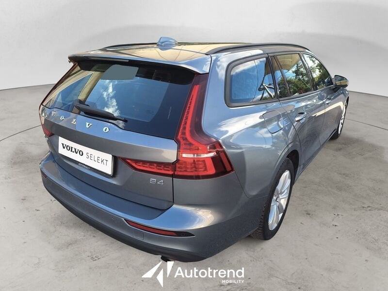 Volvo V60  B4 197+14 CV Mild Hybrid Diesel Automatica Momentum Business