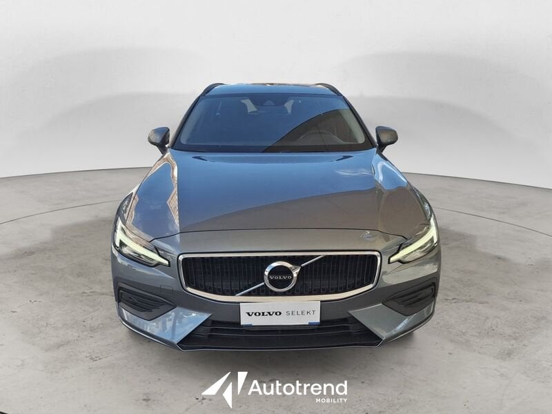 Volvo V60  B4 197+14 CV Mild Hybrid Diesel Automatica Momentum Business